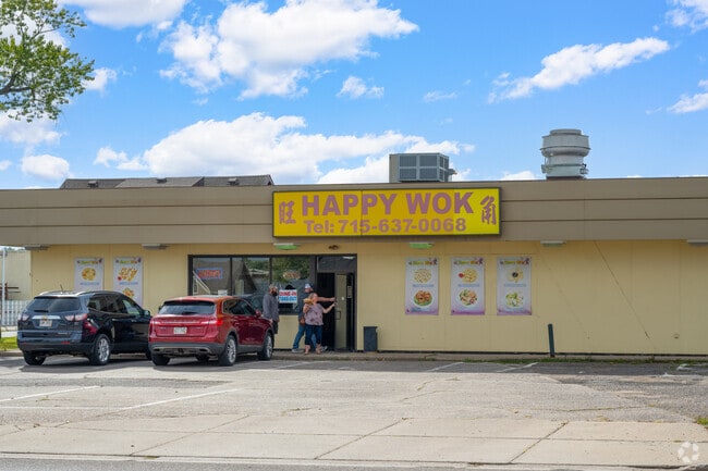 Happy Wok is a popular spot for Chinese cuisine and lunch buffets in Barron.