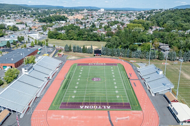 An aerial view of the Mansion Park Stadium let's you see he importance of this sports complex.