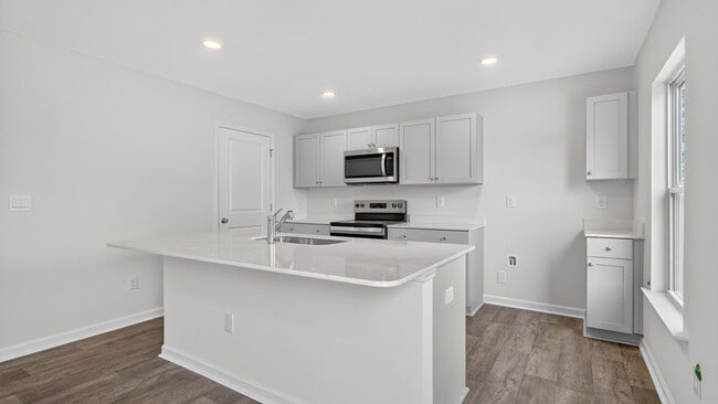 3601 Turney Dr, Raleigh, NC 27610 - photo 5