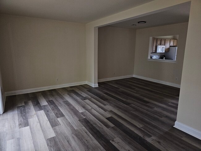 17 Troy Ln, Highland, NY 12528 - photo 4