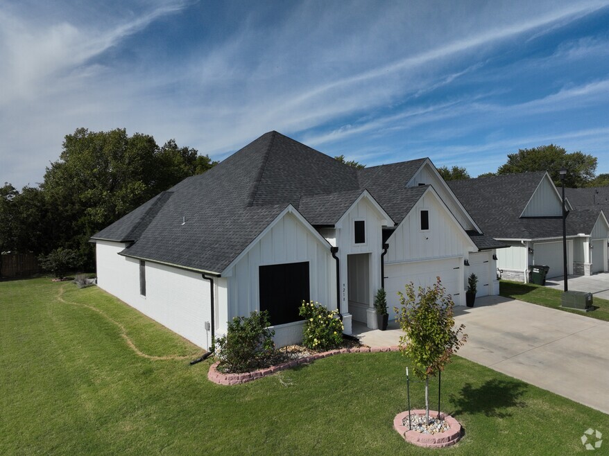 9218 N 141st East Ave, Owasso, OK 74055 - photo 2