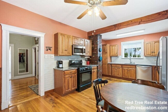 16 Grampian Way unit 1, Dorchester, MA 02125 - photo 2