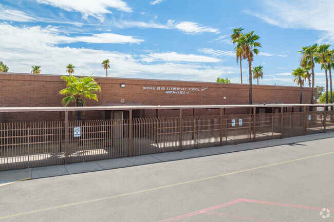 Indian Bend Elementary School encourages curiosity and a love for lifelong learning.