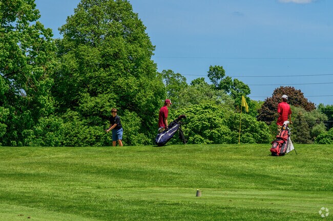 The Groesbeck Golf Course is located in Northtown, just west of Groesbeck.