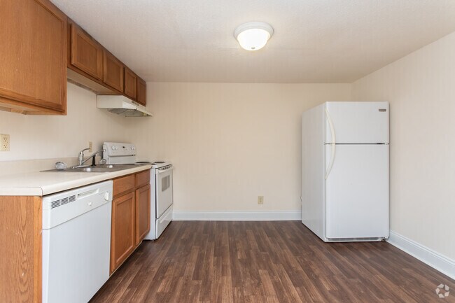 1BR Studio - 590SF
