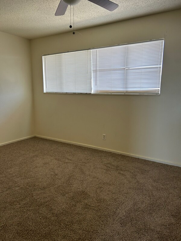 2601 N Kentucky Ave unit 21, Roswell, NM 88201 - photo 6