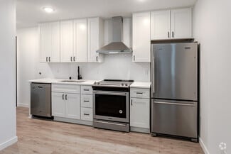 2823 Wayzata Blvd, Minneapolis, MN 55405