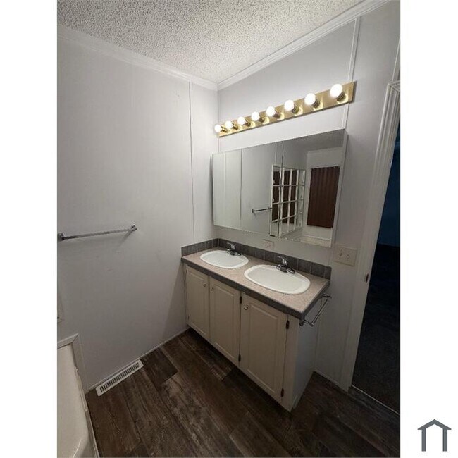 1269 Ira B Tart Rd, Dunn, NC 28334 - photo 6