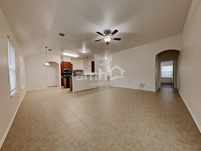 10006 Blissfull Valley Ln, Tomball, TX 77375 - photo 6