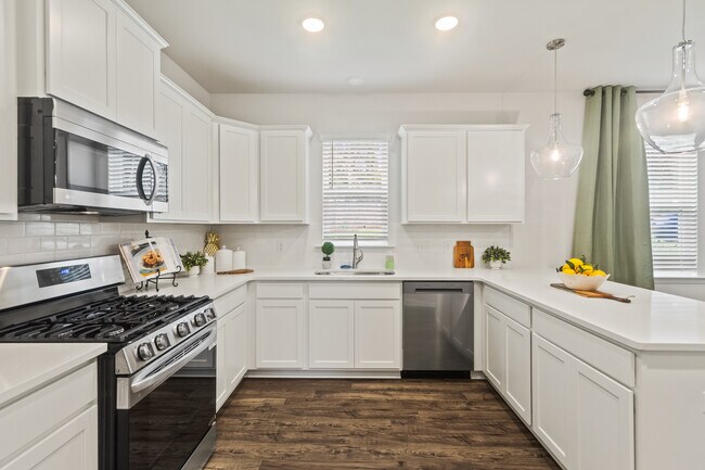 1240 Summer Duck Loop, Florence, SC 29501 - photo 7