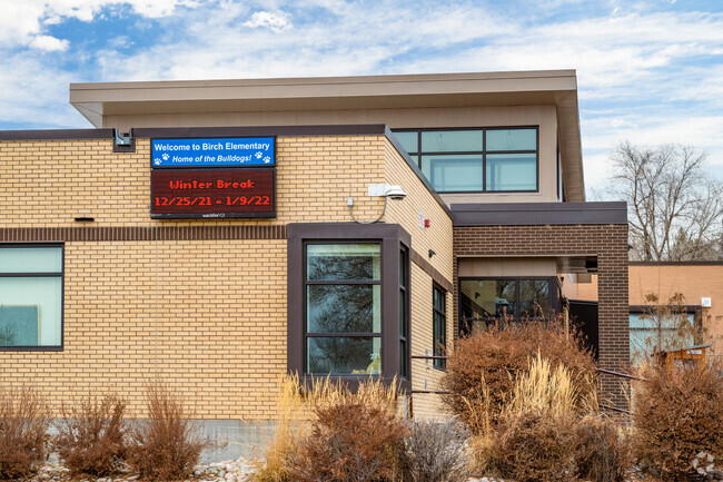 The info sign and entrance at Birch Elementary in Broomfield, Colorado.
