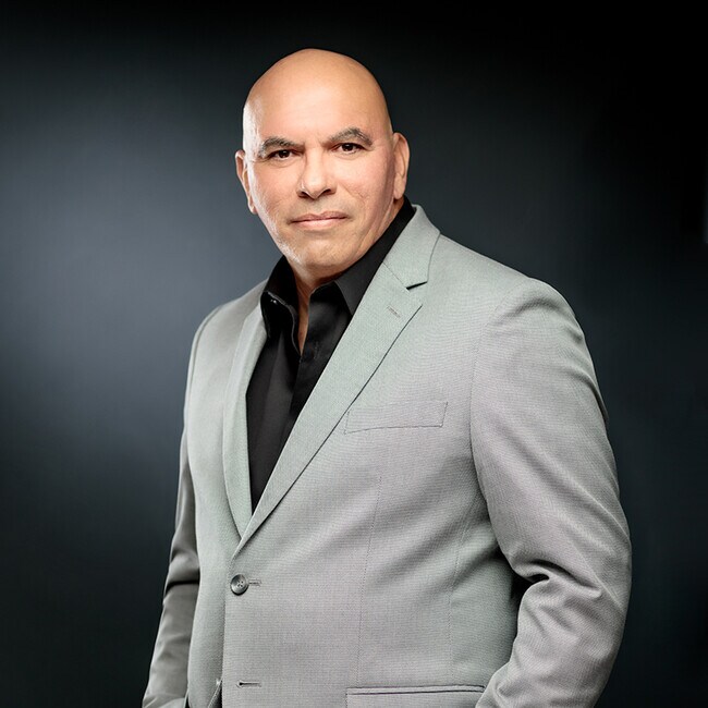 Agent Photo