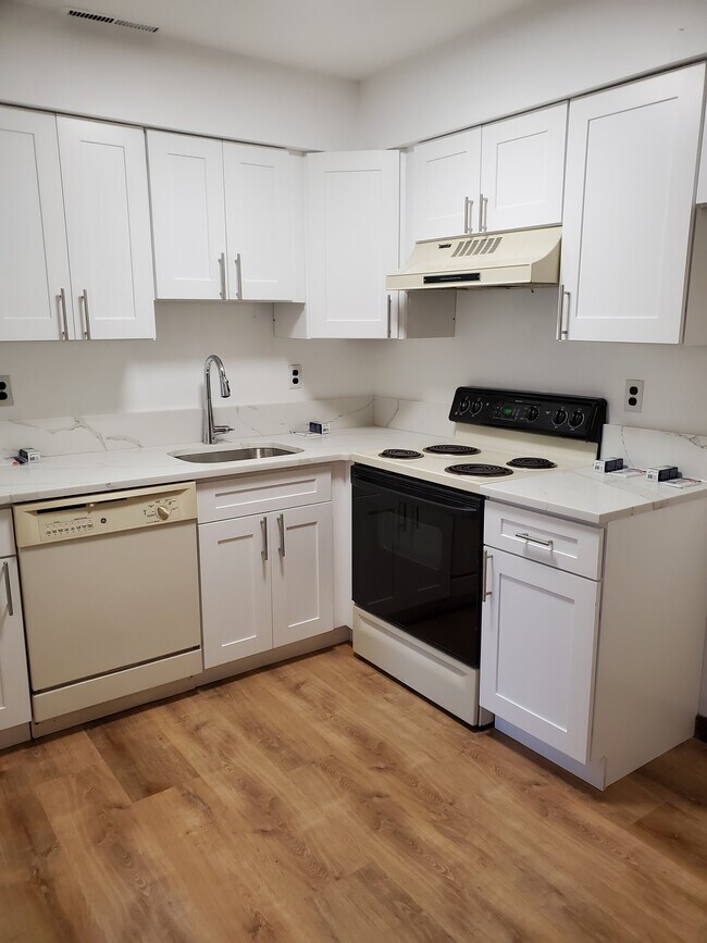 71 Aiken St unit B3, Norwalk, CT 06851 - photo 5