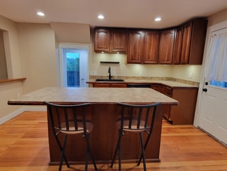 59 East St Unit . 1, Easthampton, MA 01027