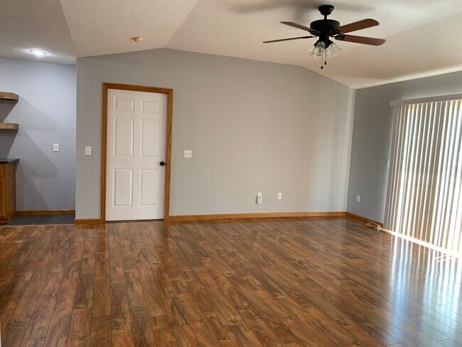 1209 W Aspen Ct unit 1209 W Aspen Ct, Bloomington, IN 47404 - photo 4