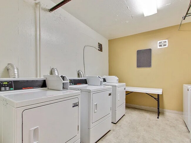 The Kelton Arms, Los Angeles, CA 90024 - photo 7