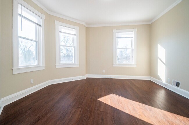 5327 Wesley Ave unit 2nd Floor, Gwynn Oak, MD 21207 - photo 6