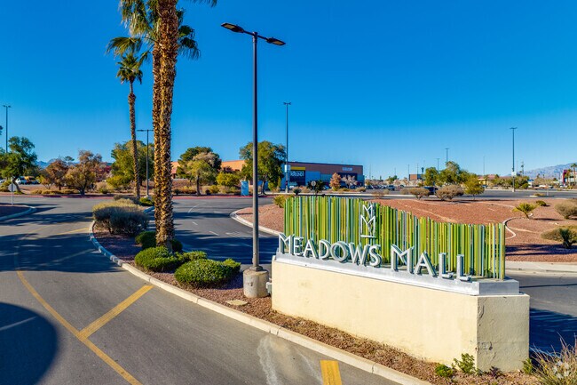 Twin Lakes Las Vegas Meadows Mall.