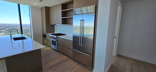 The Modern Austin Residences unit 5007, Austin, TX 78701 - photo 3