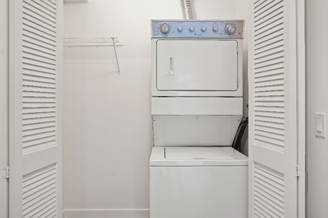 199 W Hubbard St, Chicago, IL 60654 - photo 6