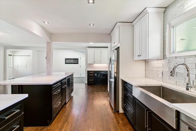 5480 W Iowa Ave, Lakewood, CO 80232 - photo 7