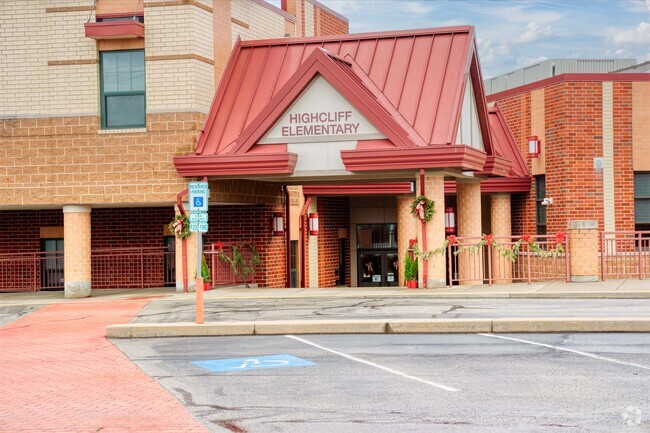 Highcliff Elementary School is a public school for grades K-5 and is rated A- by Niche.