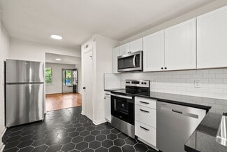 1640 W Northwest Blvd Unit 3, Winston-Salem, NC 27104