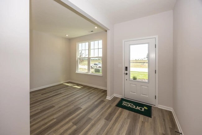 6450 Stone Side Dr, Plainfield, IN 46168 - photo 5