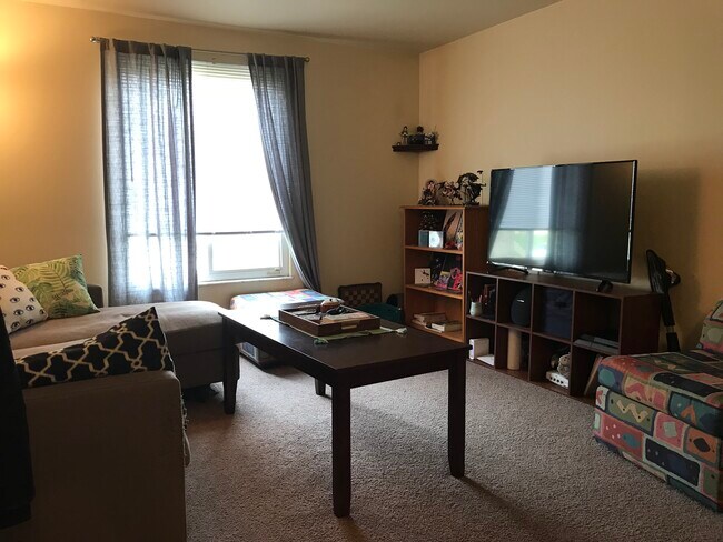 353 E 13th Ave, Columbus, OH 43201 - photo 6