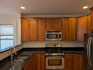 40 Prince St Unit 30, Cambridge, MA 02139
