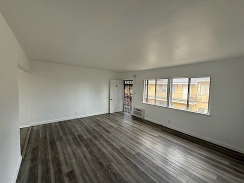 11487 Sherman Way, North Hollywood, CA 91605 - photo 3