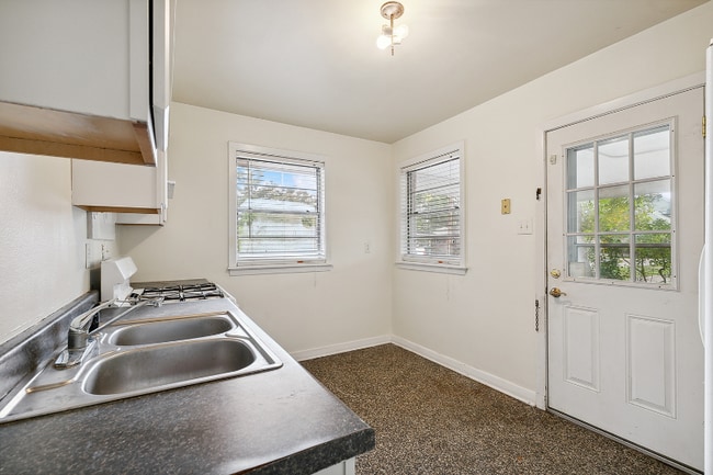 547 Ridgeway Dr unit 547, Metairie, LA 70001 - photo 3