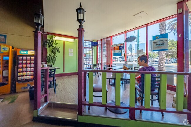 Cafe Da Huong in Peralta-Laney, Oakland, CA has great take-out.