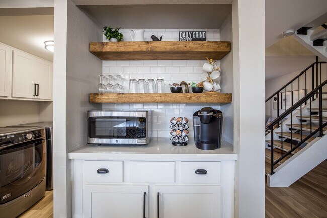 5038 N 83rd St, Scottsdale, AZ 85250 - photo 5