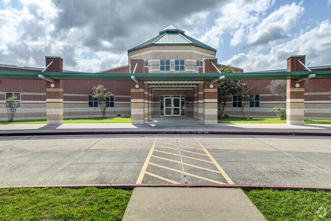 Andre Elementary, in Cypress, TX, nurtures young minds with excellence.