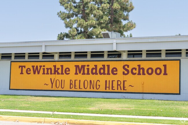 TeWinkle Middle School artwork.