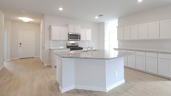 106 Daffodil Ln, Boyd, TX 76023 - photo 2