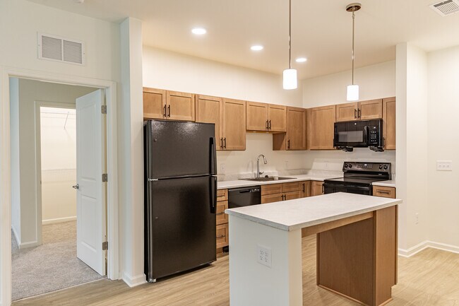 Brentwood Commons, Atlanta, GA 30311 - photo 6