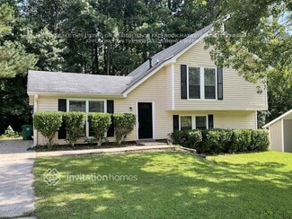 2413 Leslie Brook Dr, Decatur, GA 30035
