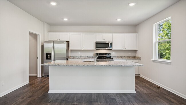 9529 Fuchsia Dr, North Chesterfield, VA 23237 - photo 4