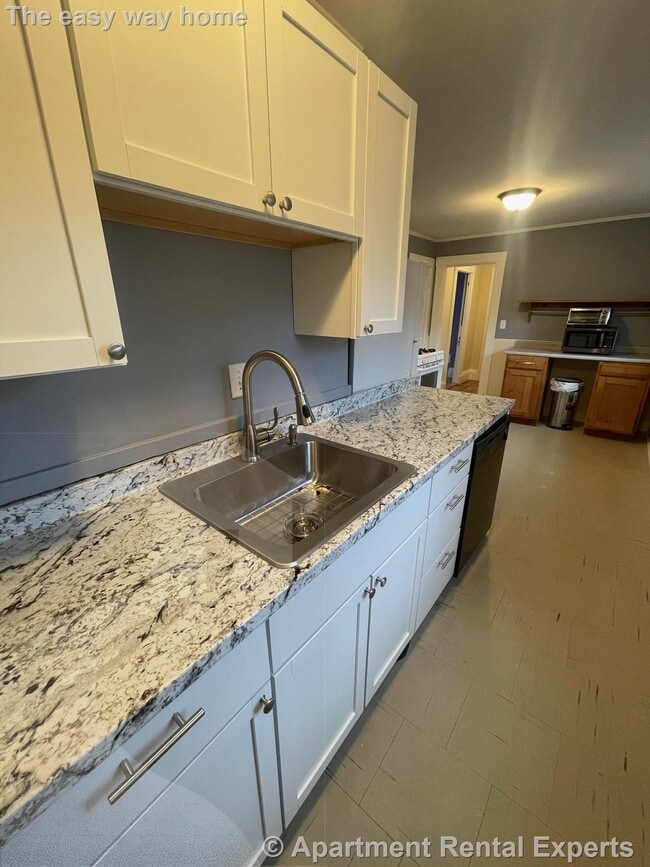 19 Porter St, Somerville, MA 02143