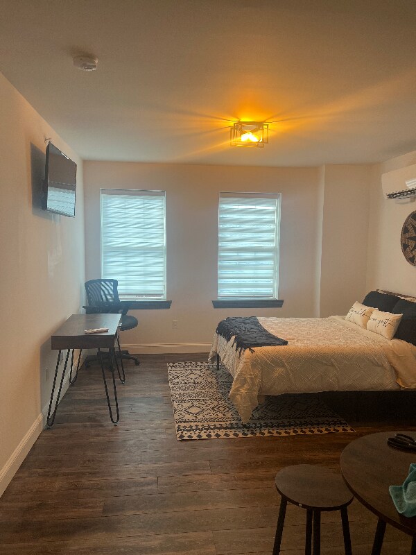 2-4 Pearl St, Manchester, CT 06040 - photo 2