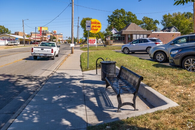 There are plenty of bus stop making it easy to get around greater part of Topeka