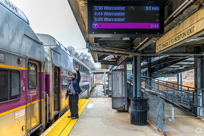 Ashland Commuter Rail gives you easy access to nearby towns including Boston.