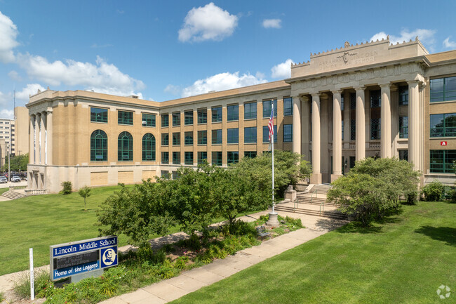 Abraham Lincoln Middle School