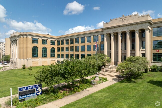 Abraham Lincoln Middle School is a public school located in Rockford.