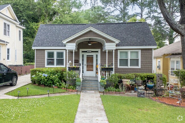 Cute bungalows can found in Windemere Springs.