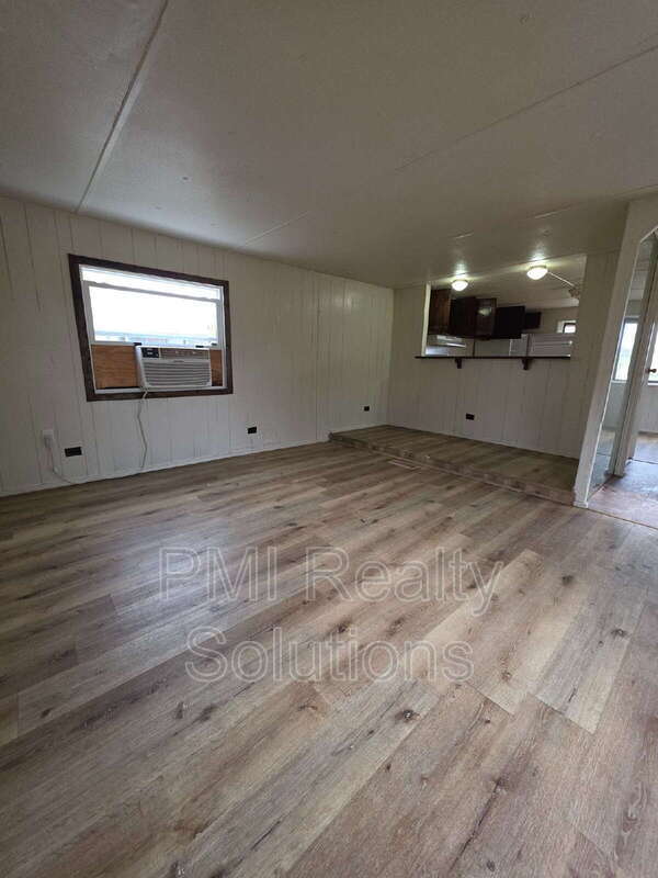 300 Elberta Ave, Porter, OK 74454 - photo 7