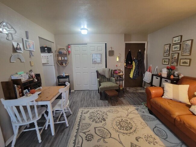 216 E Sycamore St unit 6, Oxford, OH 45056 - photo 5