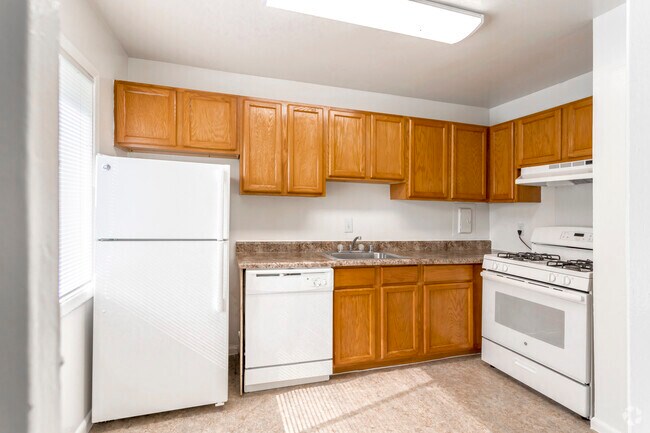 Heritage Square Apartments, New Carrollton, MD 20784 - photo 5